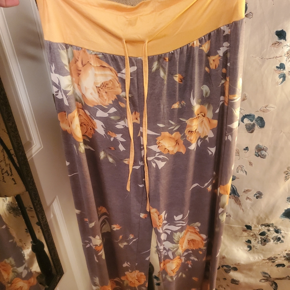 Comfy pants. - Picture 4 of 8